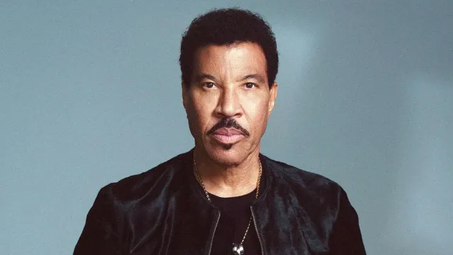 Lionel Richie.
