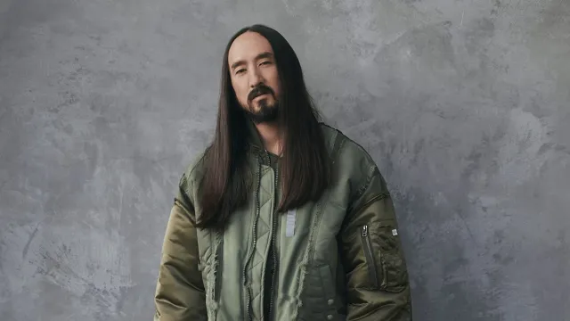 Steve Aoki.