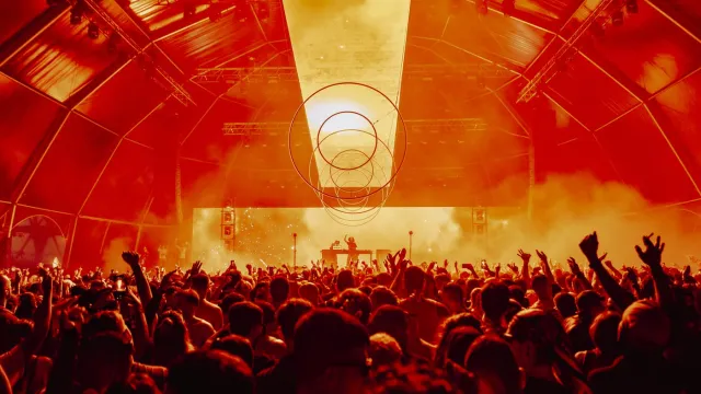 Amelie Lens no Neopop, 2024.