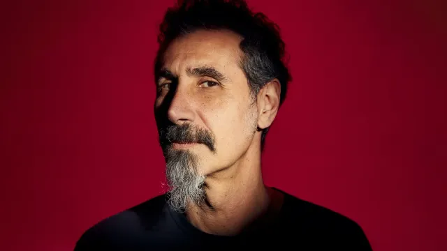 Serj Tankian, vocalista dos System Of A Down.